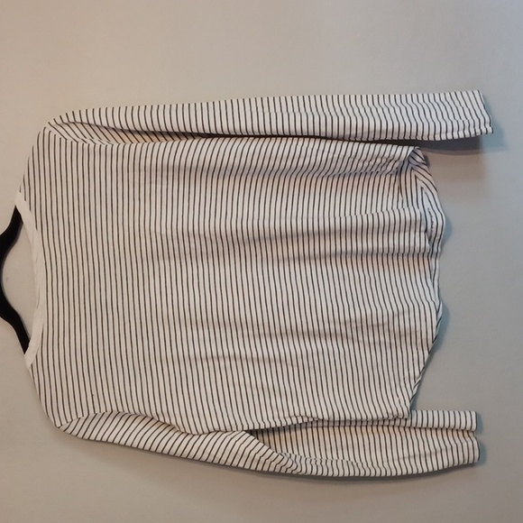 ROXY Striped Long Sleeve - Picture 2 of 7